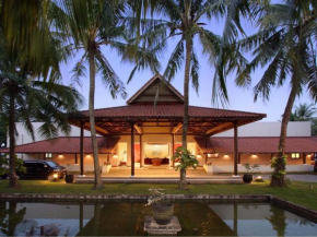 Гостиница Grand Elty Krakatoa  Kalianda